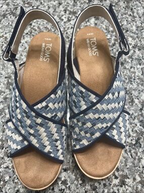 Toms Diana Crossover Blue Denim Wedge Sandal Size 8